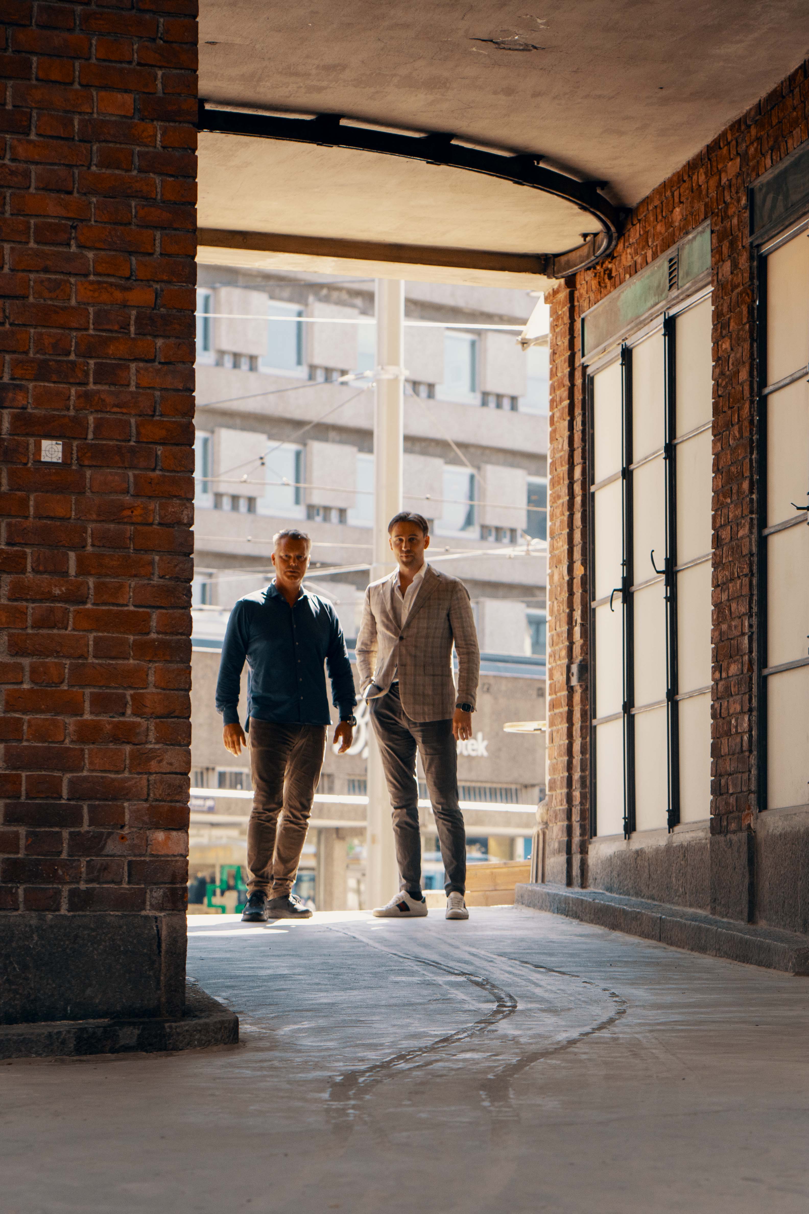 Stian_rustad_og_Eirik_aalvik_stranden_24so